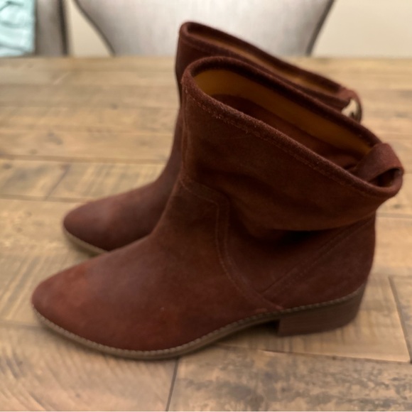 Lucky Brand Shoes - LUCKY BRAND Womens Brown Angled Profile Almond Toe Boot - Size 8.5